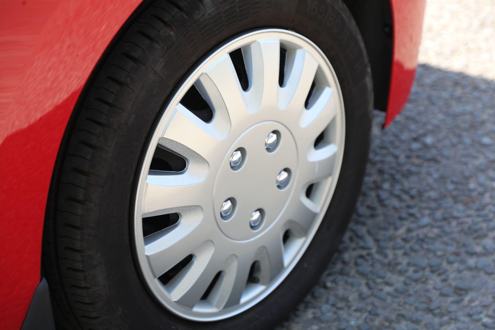 Large vehicle image